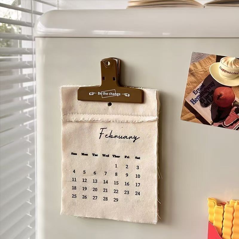 2026 Wall Calendar Cotton Clot - đánh giá và giá English Home Office