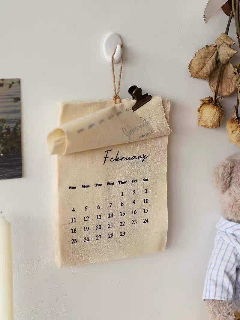 2026 Wall Calendar Cotton Clot - đánh giá và giá English Home Office