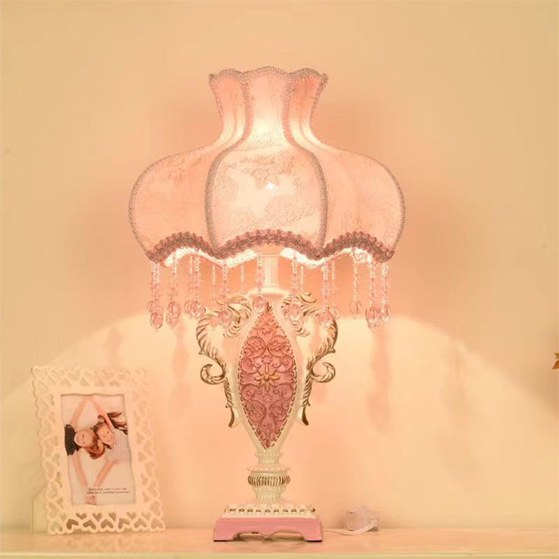 European Pink Table Lamp Luxur - đánh giá và giá Desk Lamp Led