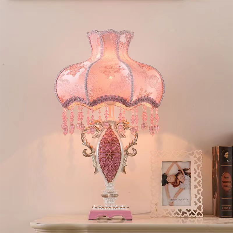 European Pink Table Lamp Luxur - đánh giá và giá Desk Lamp Led